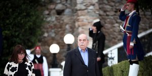 Ο Νίκος Βούτσης σε τελετή στο Προεδρικό Μέγαρο