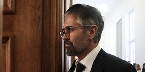 Προανακριτική Novartis: Οι φωτιές που άναψε ο Φρουζής 