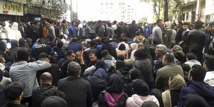 Διαδηλώσεις στο Ιράν για την αύξηση στην τιμή της βενζίνης
