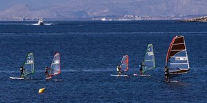 Για windsurfing στο Καβούρι -