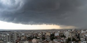 Ερχεται κακοκαιρία: Πού θα χτυπήσει -Σε επιφυλακή Πυροσβεστική και Πολιτική Προστασία-