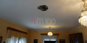 Κεραυνός άνοιξε τρύπα σε οροφή σπιτιού