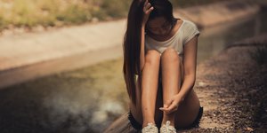 κοριτσι μακριά μαλλιά 