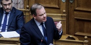 Ο υπουργός υποδομών και μεταφορών Κώστας Καραμανλής