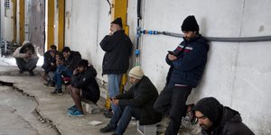 Μετανάστες αιτούντες άσυλο
