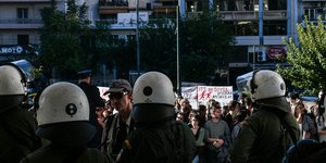 Ισχυρές αστυνομικές δυνάμεις έξω από το Εφετείο