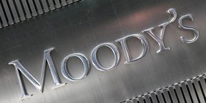 Moody's ταμπέλα