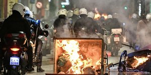 Επεισόδια στην Πάτρα στην πορεία για το Πολυτεχνείο