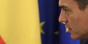 Πέδρο Σάντσεθ σημαια