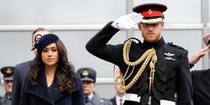 Πρίγκιπας Χάρι και Μέγκαν Μαρκλ αποτίουν φόρο τιμής