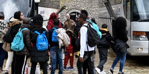 προσφυγες πουλμαν