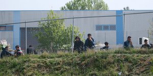 προσφυγες σύρματα Διαβατά 