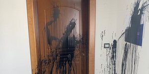 Οι μπογιές του Ρουβίκωνα