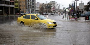 ταξι στα νερα