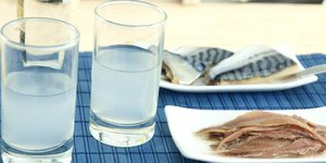 δυο τσιπουρα σαρδέλες