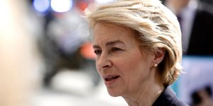  Τη Ρουμάνα Αντίνα Βαλεάν προτείνει για Επίτροπο Μεταφορών η Ούρσουλα φον ντερ Λάιεν