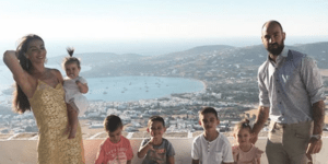 Ο Βασίλης Σπανούλης, η Ολυμπία Χοψονίδου και η οικογένεια τους