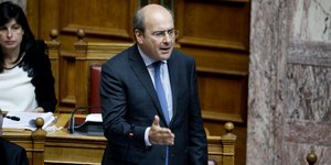 Ο Κωστής Χατζηδάκης στη Βουλή για το νομοσχέδιο για τη ΔΕΗ