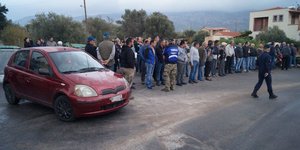 Η ομάδα κατοίκων στη Χίο