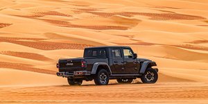 To Jeep Gladiator κατακτά την έρημο Rub' al Khali 