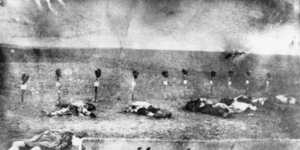 Φωτογραφία του 1915 δείχνει θύματα της γενοκτονίας των Αρμενίων από την Οθωμανική αυτοκρατορία