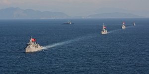 H Τουρκία στέλνει δύο φρεγάτες στην Αλγερία για ναυτικά γυμνάσια