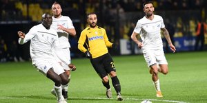 Στιγμιότυπο από την αναμέτρηση Αρης-Λαμία