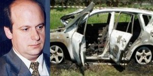 Ο Νίκος Μέντζος και το καμένο αυτοκίνητό του