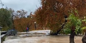 Γκρεμίστηκε γέφυρα