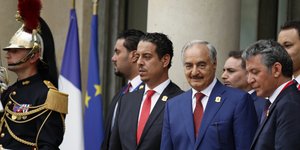 Ο Χαφτάρ σε Σύνοδο για το Λιβυκό στο Παρίσι