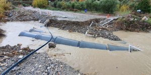 Κατέρρευσε λόγω κακοκαιρίας υπό κατασκευή γέφυρα στην Πάφο