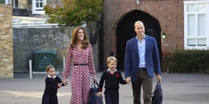 Η Κέιτ Μίντλετον και ο πρίγκιπας Γουίλιαμ με τα παιδιά τους