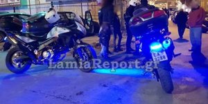 Συνελήφθη νεαρός που χτυπούσε την έγκυο γυναίκα του στη μέση του δρόμου