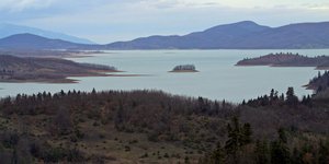 Η λίμνη Πλαστήρα