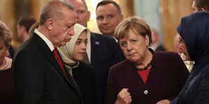 Μέρκελ και Ερντογάν συνομιλούν