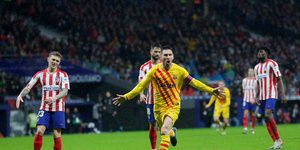 Ο Λιονέλ Μέσι πανηγυρίζει κόντρα στην Ατλέτικο Μαδρίτης