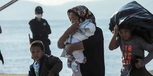 μητερα προσφυγας με παιδια