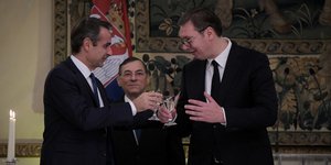 Ο πρωθυπουργός Κυριάκος Μητσοτάκης και ο πρόεδρος της Σερβίας Αλεξάντερ Βούτσιτς