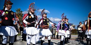 Φωτογραφία αρχείου από το έθιμο των Μωμόγερων