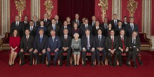 Η οικογενειακή φωτογραφία των ηγετών χωρών-μελών του ΝΑΤΟ