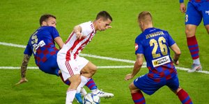 Φάση από τον αγώνα των δύο ομάδων στο Καραϊσκάκη / Φωτογραφία: Eurokinissi  