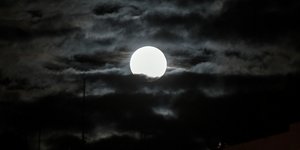 Πανσέληνος στον ουρανό