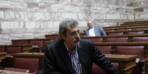 Πολάκης βουλή