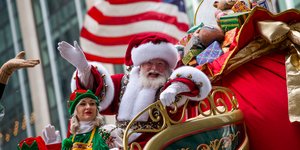 Άγιος Βασίλης σε έλκηθρο