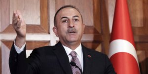 Μήνυμα Τσαβούσογλου για Βόρεια Μακεδονία