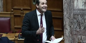 Aπόστολος Βεσυρόπουλος