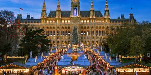 Χριστουγεννιάτικη αγορά στη Βιέννη