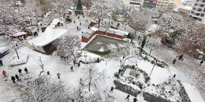 Εικόνα αρχείου από την χιονισμένη Λάρισα