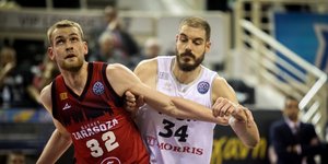 Παίκτης του ΠΑΟΚ μαρκάρει αντίπαλο της Σαραγόσα
