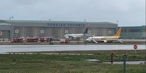 Το αεροπλάνο στο αεροδρόμιο «Σαμπιχά Γκιοκτσέν»